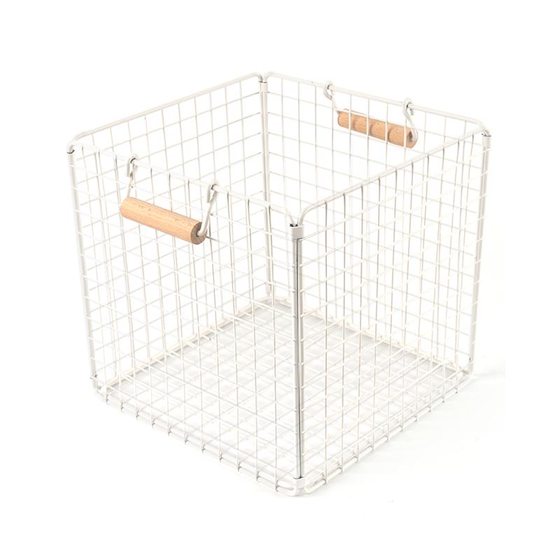 Žičane košare za pohranu s drvenim ručkama za smočnicu