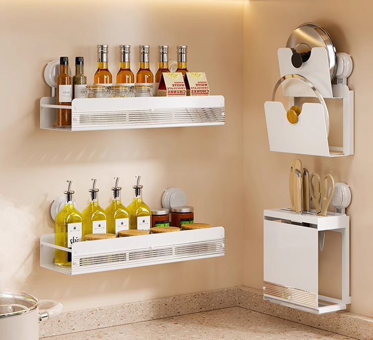 Kuhinjske ploče su uvijek neuredne? Koliko prostora možete uštedjeti odabirom prave kuhinjske police za začine?